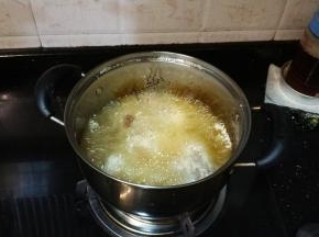 入油锅炸熟