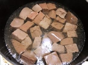 去除掉腥味和一些细碎