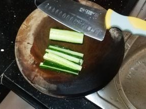青瓜切粒