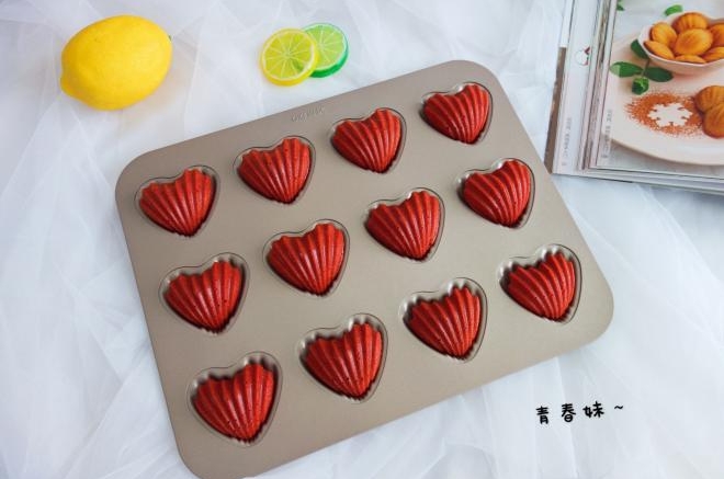 红丝绒心型玛德琳
