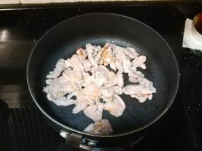 翻面再煎熟后盛出