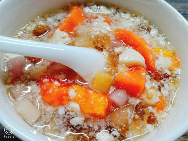 豆花芋圆甜汤
