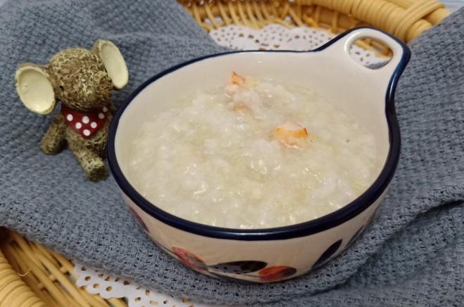 虾仁瘦肉小米粥