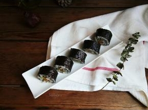 搭配一杯茶就是下午茶，哈哈