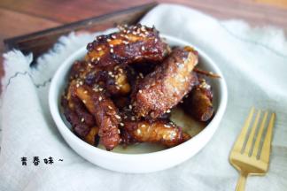 摆盘，撒点白芝麻