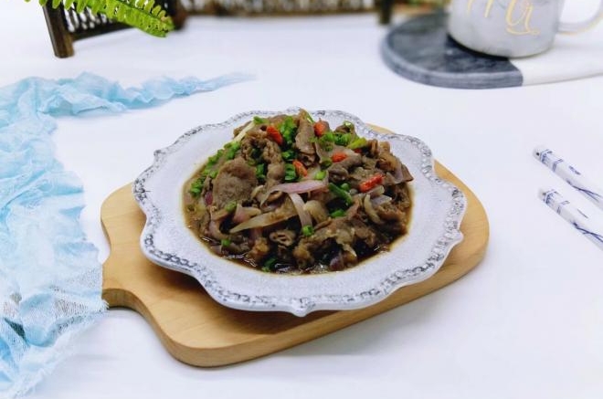 小炒羊肉卷