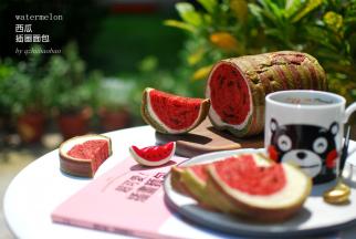 可爱的西瓜插画面包