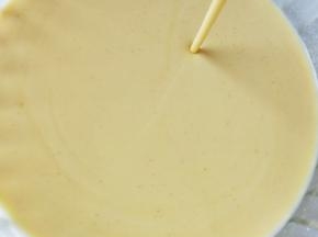 搅拌至顺滑状态。