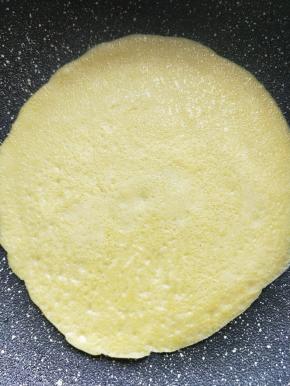 煎至两面金黄即可。