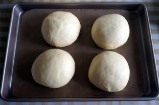 放入烤箱，用发酵程序38度进行二次发酵，时间约1小时。