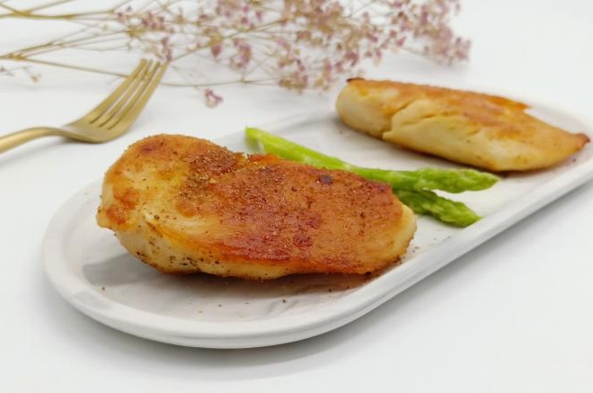 香煎鸡胸肉
