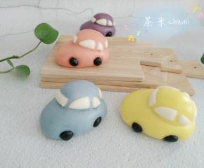 萌萌的小汽车