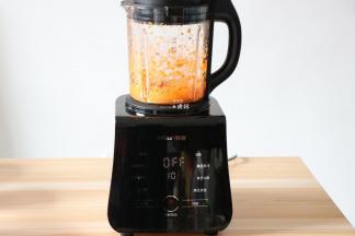 一个程序结束后，继续重复步骤3操作一次，胡萝卜就可以打成泥了；