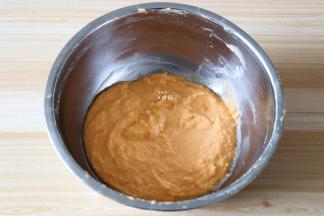 翻拌均匀如图；