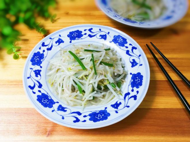 韭苔炒绿豆芽