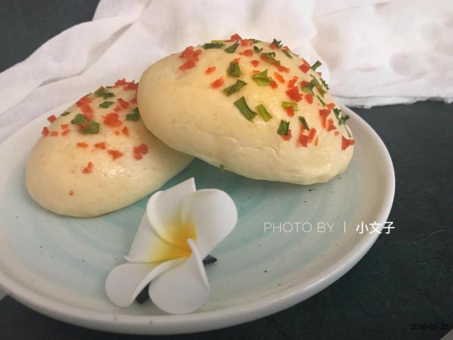 台式葱香烤肠面包