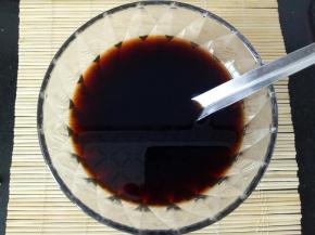 红糖先用热水化开后放凉