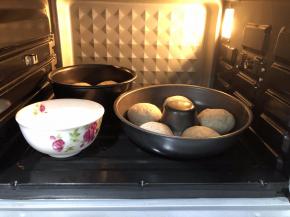 送进烤箱发酵至1.5倍大