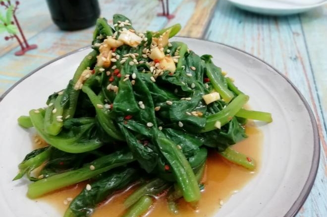 凉拌木耳菜