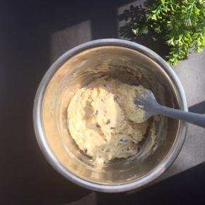 加入30g蜜豆翻拌均匀，这是翻拌好的状态