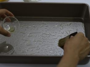 学厨13寸深烤盘刷油