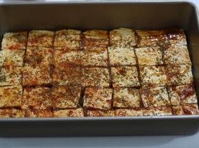 撒上花椒面、孜然、辣椒面