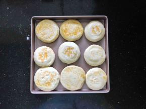 18、放入烤盘中。