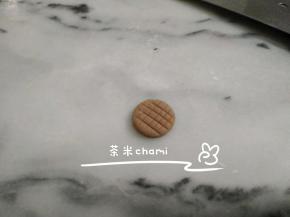 每个圆形，再刀切出线条，如图。