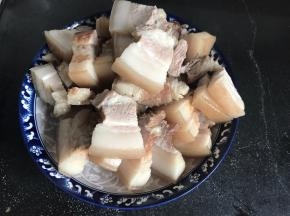 切成小块