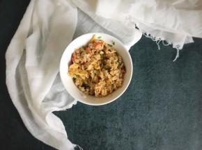 炒了两人份的，老妈和我一人一碗