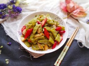 出锅装盘