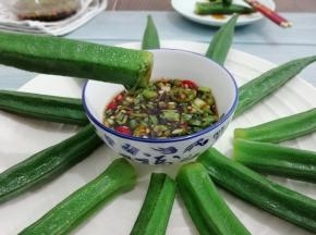 也可以蘸着料吃