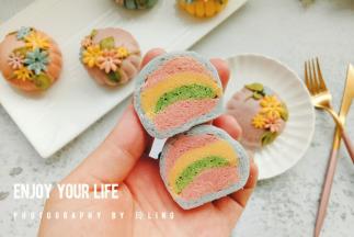 剩下的一点面团不要浪费，揉起来做一个彩虹馒头