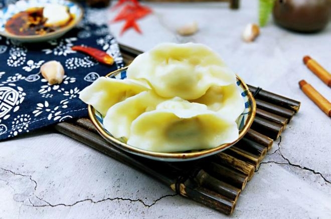 酸菜猪肉水饺