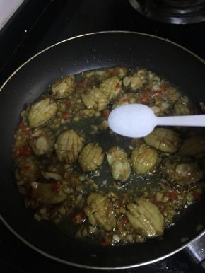 加入少许的盐调味。