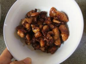 煎成这种金黄焦状的感觉就可以盛出了