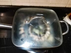 盖上盖子大火烧开后转中小火15分钟