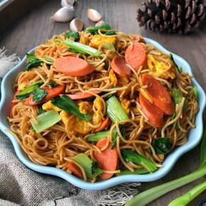 成品：最好选用有劲道的面，锅用不粘锅哦