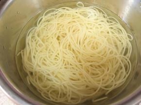 过下冷水捞起