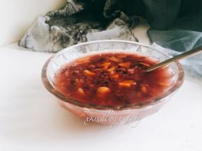 也可以不加水果，加入适量蜂蜜或者是白糖也行，搅拌均匀即可食用