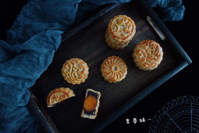 豆沙咸蛋黄广式月饼（65克）