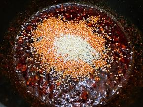 撒入一把白芝麻