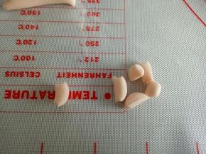 切出大概0.5mm宽的圆柱