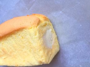 挤入打发好的淡奶油，密封冷藏四小时以上