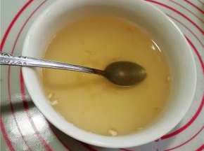 吉利丁粉用凉水浸泡