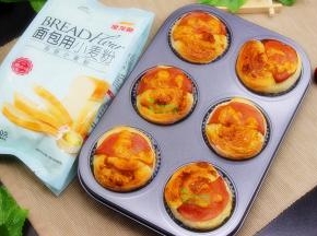 肉松火腿面包，美味出炉，放凉即可食用
