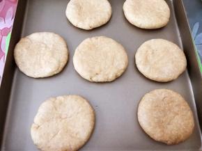 全部做好后放入不沾烤盘里