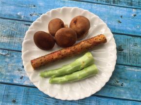 准备材料如图。