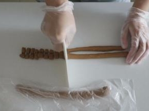 切成小块