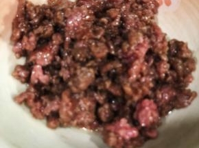 牛肉五成熟，盛出备用
